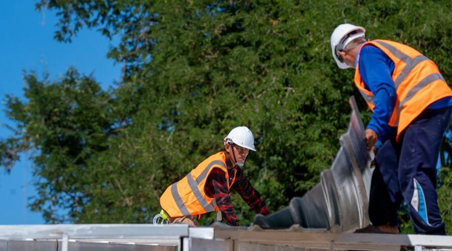 Expert Emergency Roof Repairs services in Clermont, GA